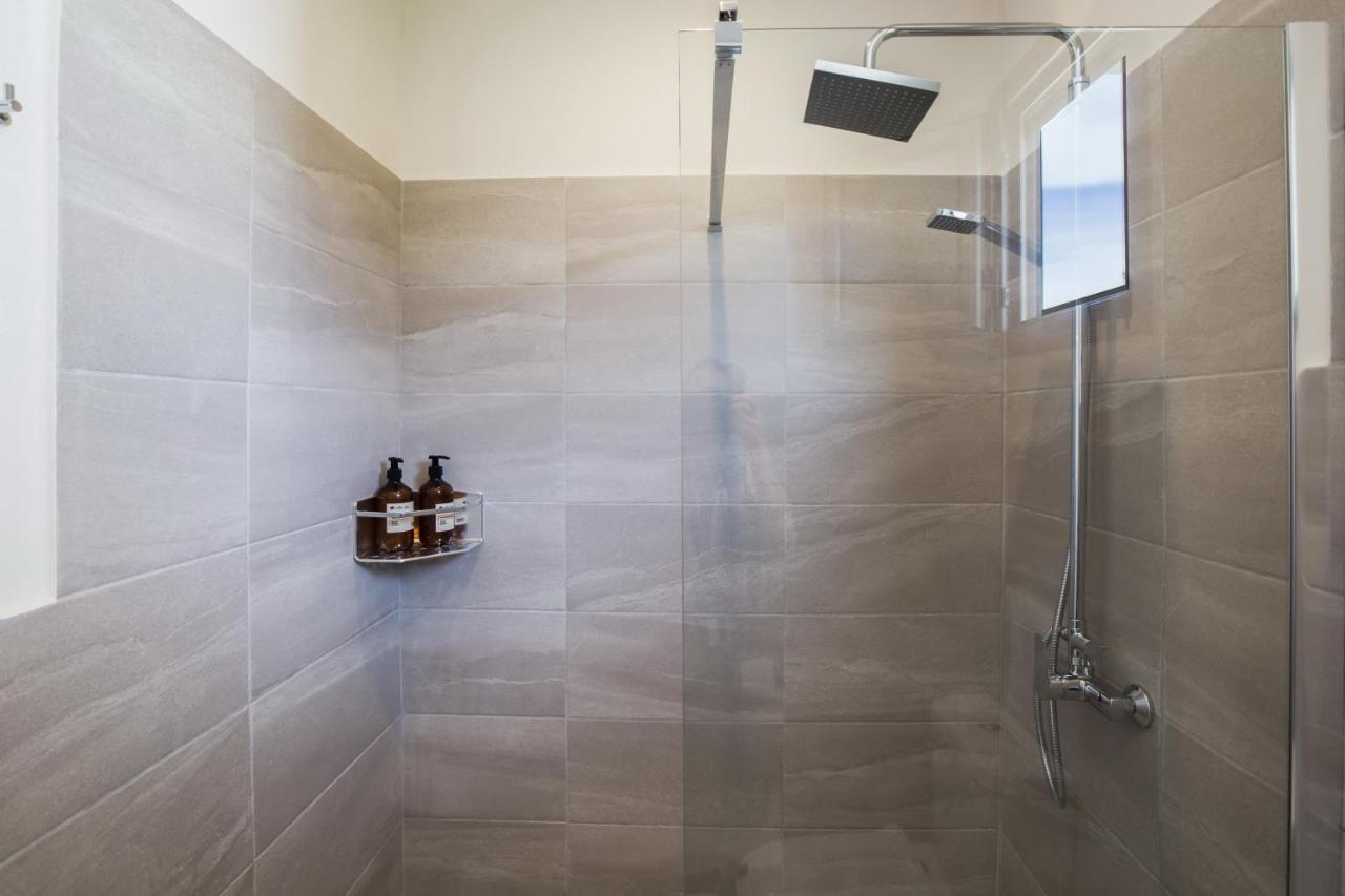 Lux Villa Mia With Heated Pool, 2Km To Beach & Childrens Area! Mikro Metochi Esterno foto