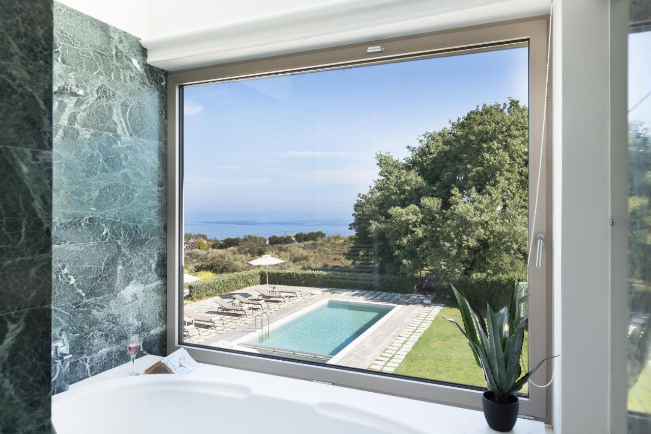 Lux Villa Mia With Heated Pool, 2Km To Beach & Childrens Area! Mikro Metochi Esterno foto